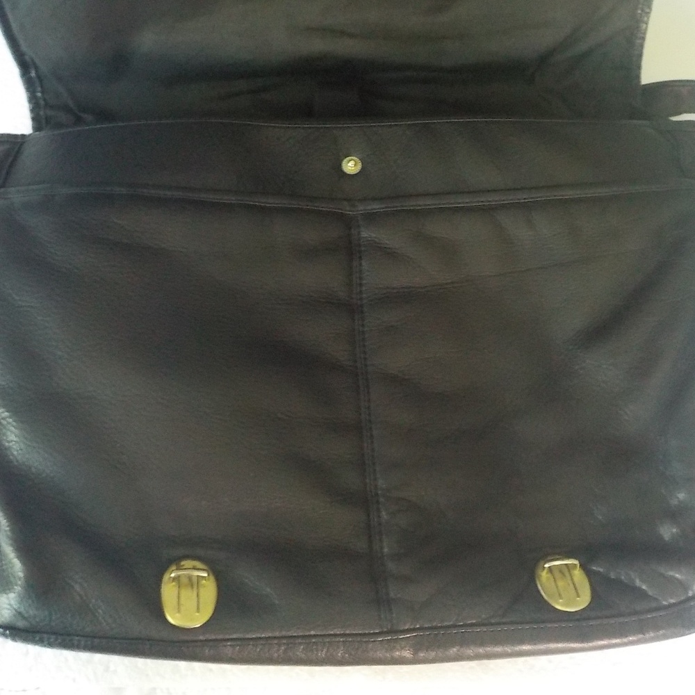 Black Leather Laptop/Biker/Tablet Tote - Picture 4 of 15